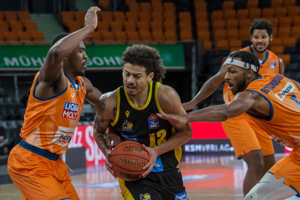 都将受到严 都将受到严