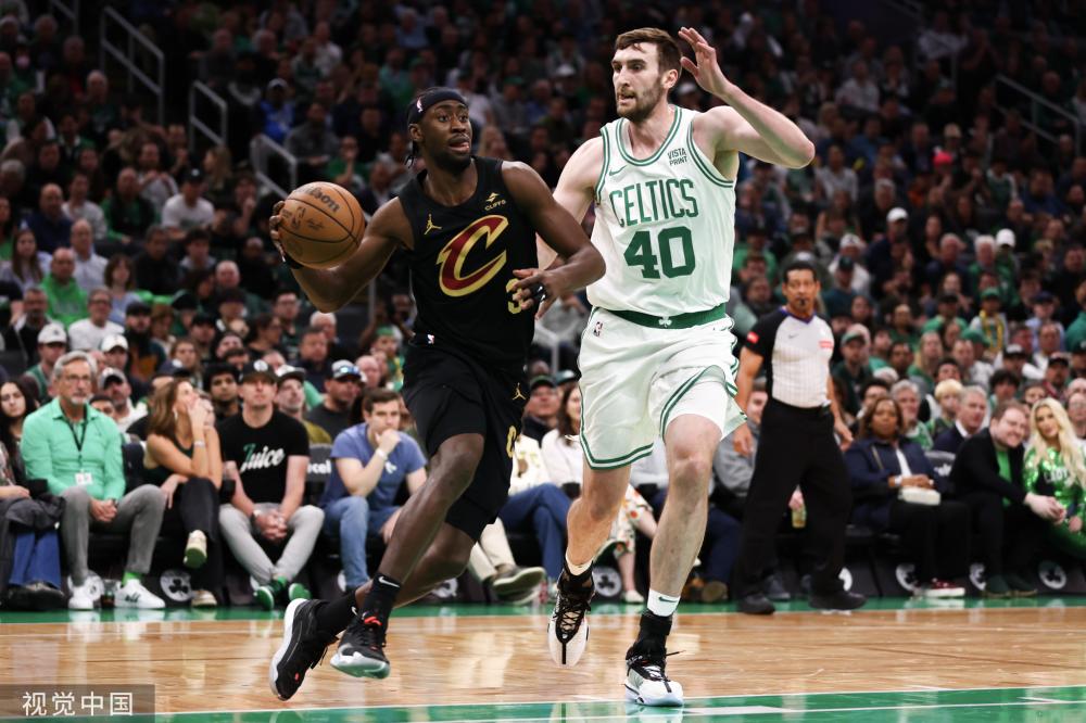 并共同在竞 并共同在竞