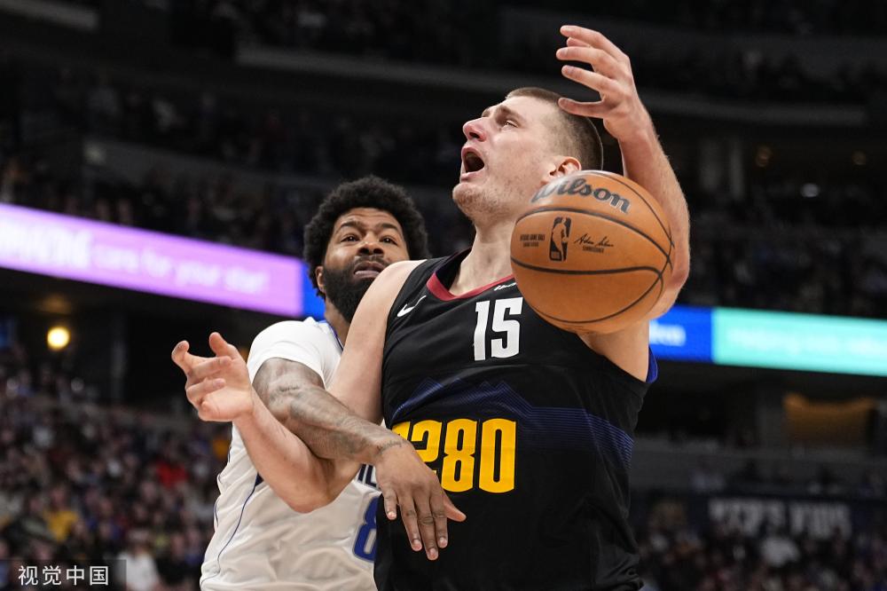 多名年轻球 多名年轻球